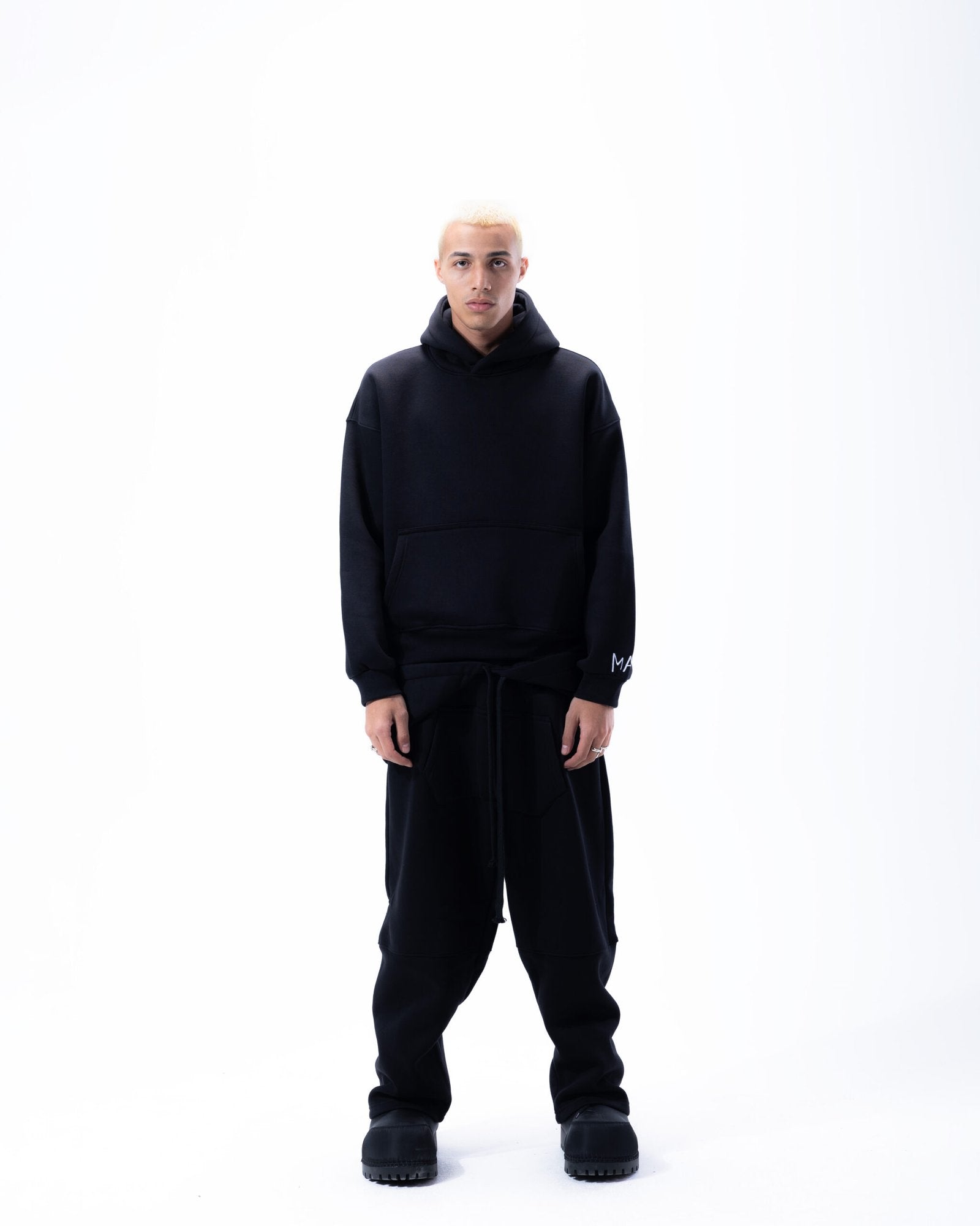 ma black hoodie pants set